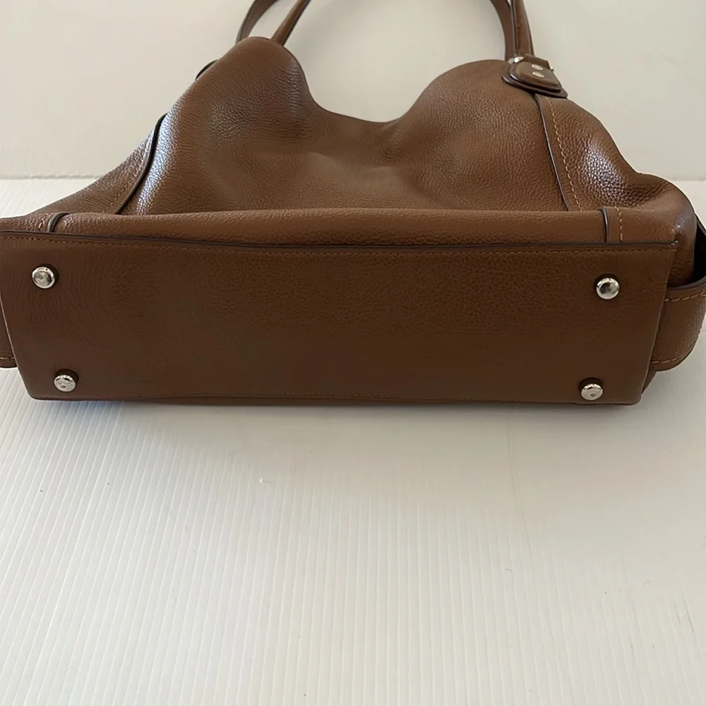 Classic Coach Edie 31 Saddle Tan Leather Double Handled Shoulder Bag - Picture 10 of 16